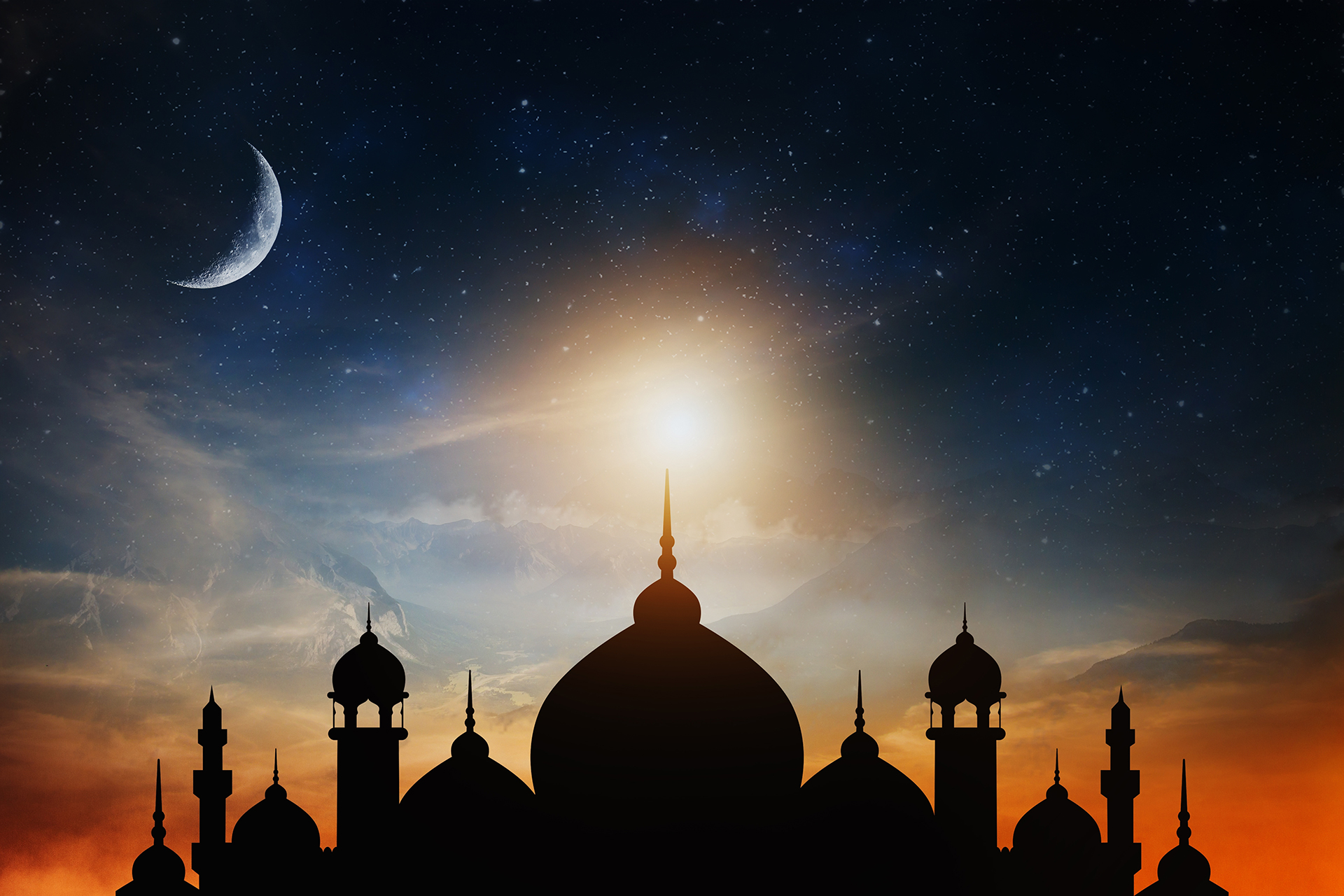 مركز الفلك الدولي يكشف موعد أول أيام شهر رمضان