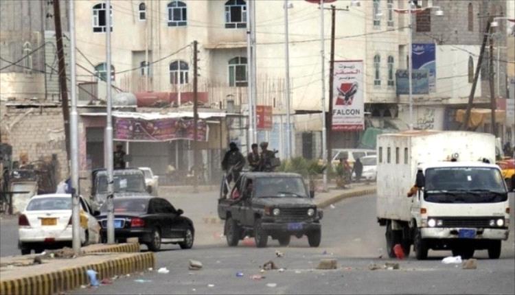 الحوثي يدفع بتعزيزات من هذه التشكيلات إلى 3 محافظات ويكشف فشله الكبير