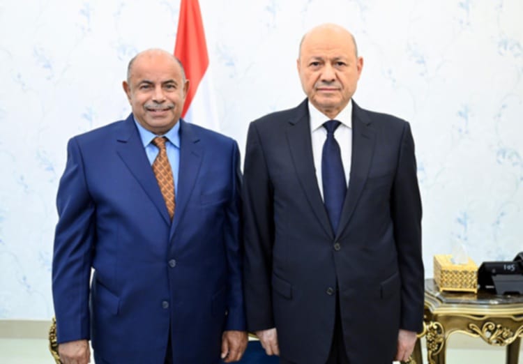 أول تصريح رئاسي حول التوتر في حضرموت.. تحذير واضح وتأكيد على الموقف