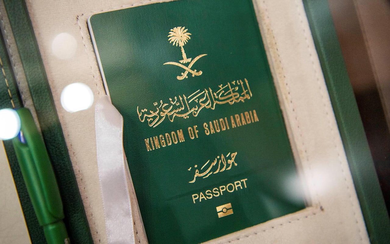 كيفية وشروط تجديد جواز السفر السعودي..والرسوم المطلوبة