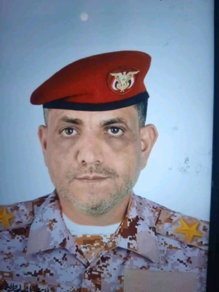 قصة صادمه في اليمن..   أعطاه المال ليتزوج زوجته ليحللها وحين رفض أن يطلقها قتله