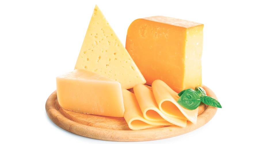 اوعى تشتريها لو ببلاش.. بالفيديو: طبيب يحذر من 3 أنواع من الجبن