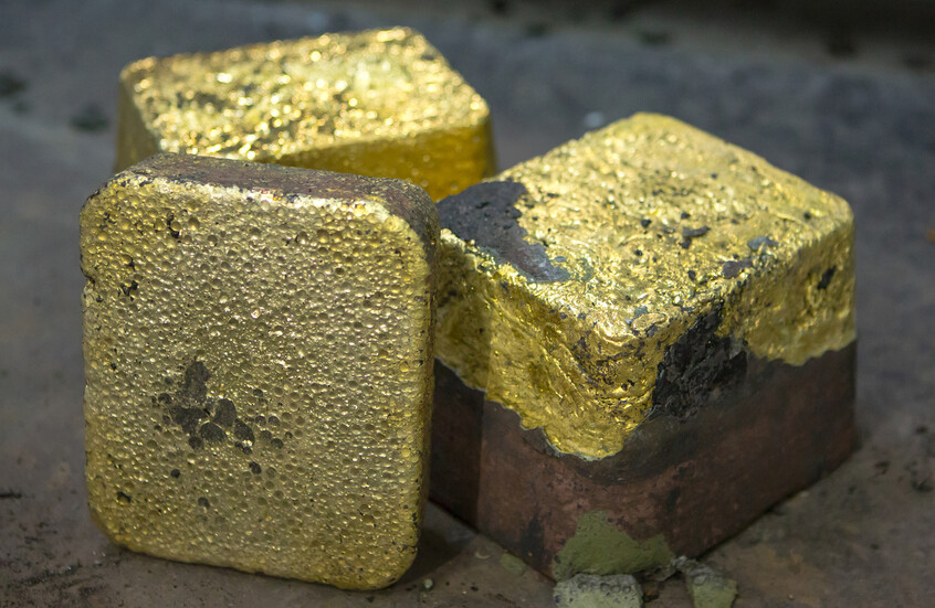 أكبر 10 دول تمتلك ذهبا 