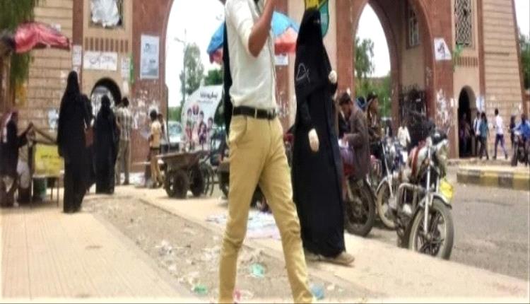 سياسي يحذر المواطنين في صنعاء بشأن لبس البنطلون .. شاهد ماقال