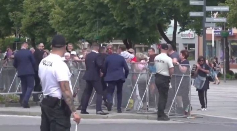شاهد.. فيديو جديد لمحاولة اغتيال رئيس وزراء سلوفاكيا وإطلاق النار عليه من مسافة الصفر