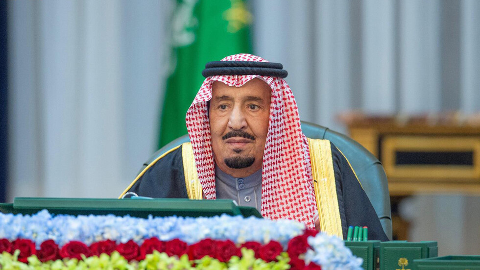 الديوان الملكي: دخول العاهل السعودي إلى المستشفى إثر معاناته من ارتفاع الحرارة وآلام المفاصل