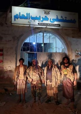 شاهد أول صورة لقوات الشرعية من مركز مديرية حريب بعد فرار مليشيا الحوثي