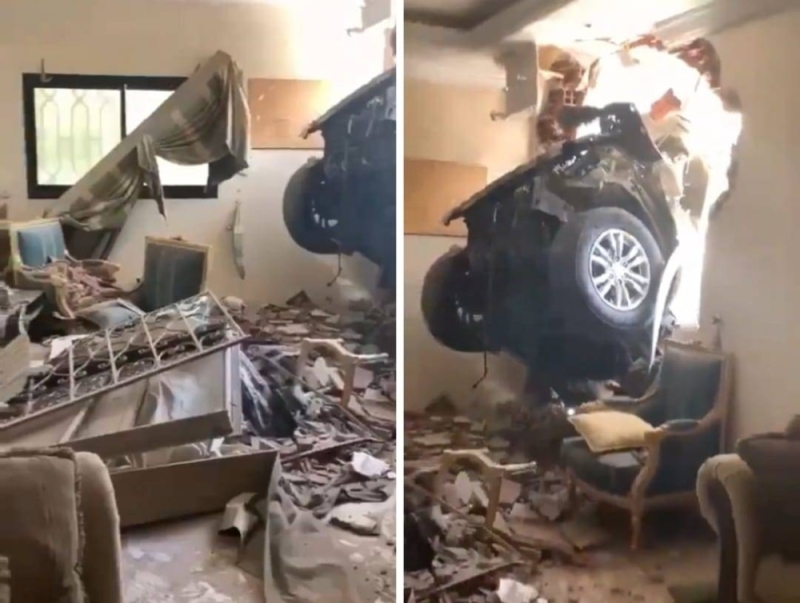 شاهد.. حادث غريب لسيارة تقودها فتاة سعودية تقتحم منزلا وتستقر وسط الجدار في جازان