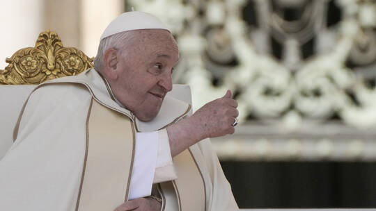 البابا فرانسيس يصدم مجتمع المثليين بقرار مفاجئ!